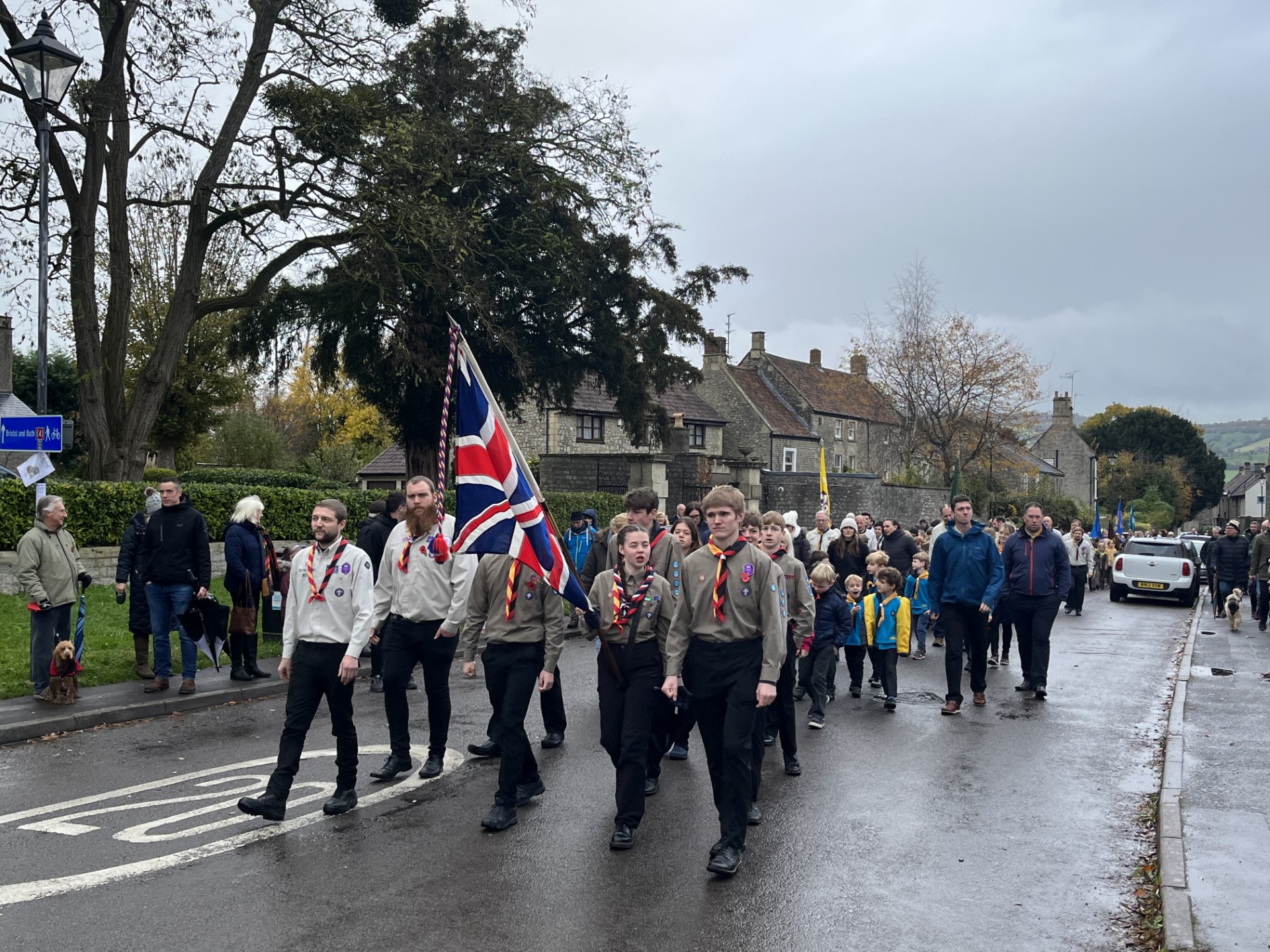 Saltford residents pay their respects Keynsham Voice